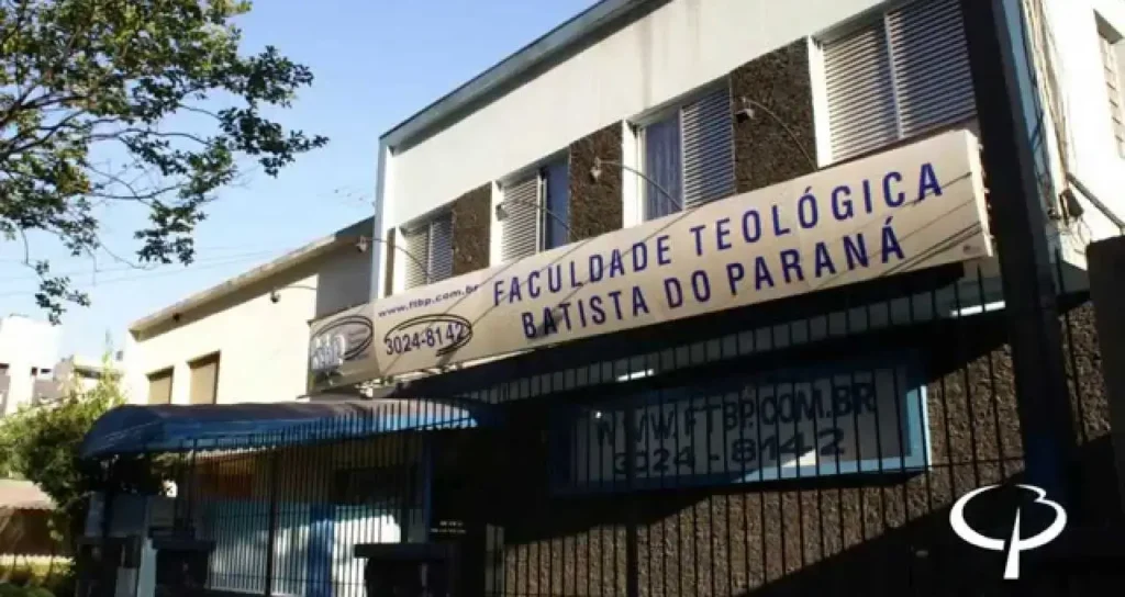 As 30 Melhores Universidades de Teologia Que Abrem Portas para Sua Carreira Espiritual 2024