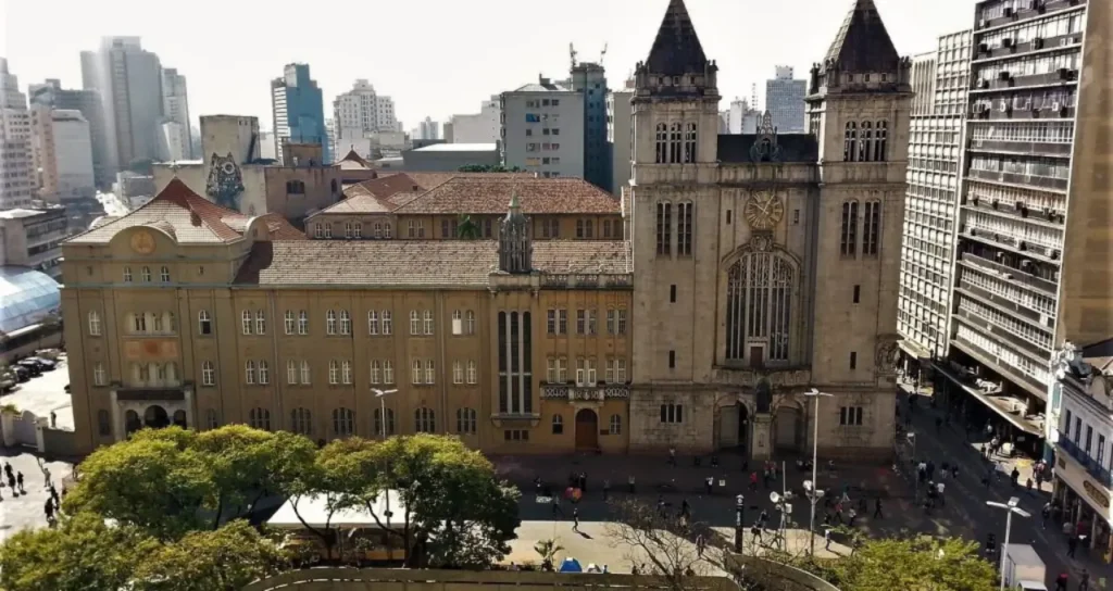 As 30 Melhores Universidades de Teologia Que Abrem Portas para Sua Carreira Espiritual 2024